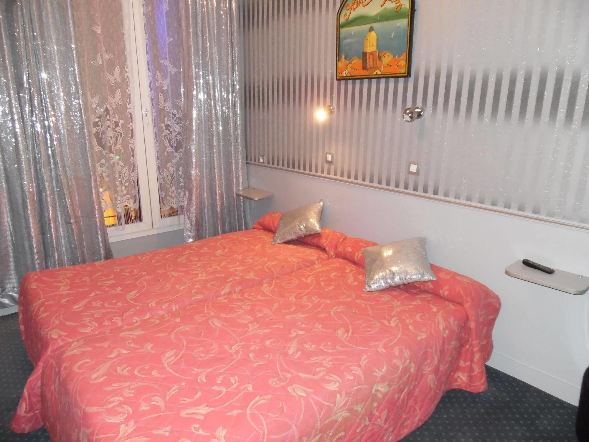 Nazareth Hotel Parigi Esterno foto